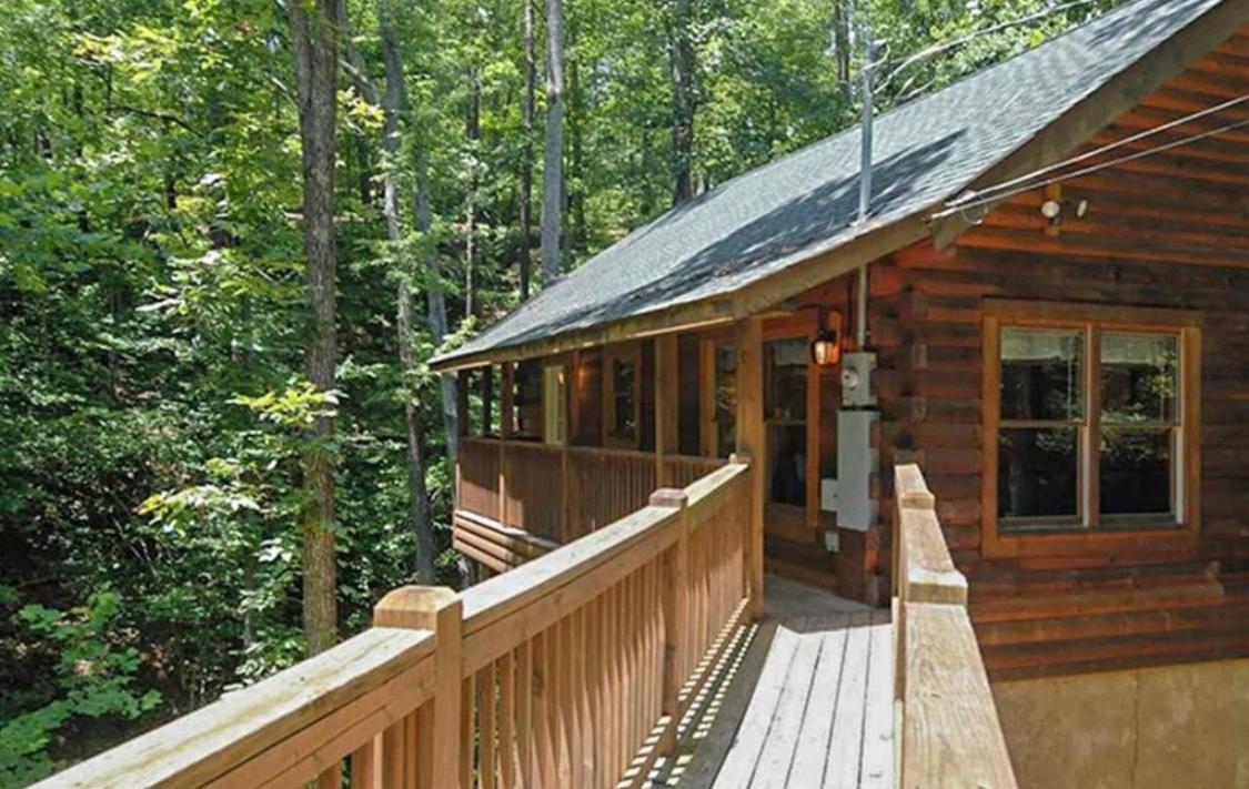 Creekside Paradise Found! One-Bedroom Mountain Cabin In Pigeon Forgeセバービル エクステリア 写真